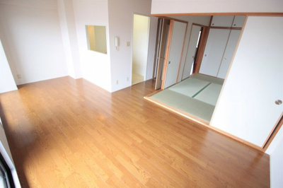 【居間・リビング】 | アディーレ八尾