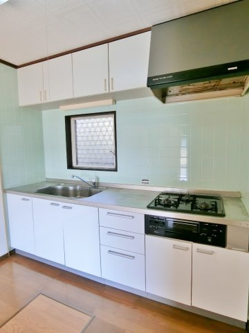 南日当貸家Dのキッチン