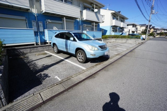 【駐車場】