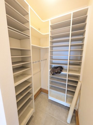 有馬5丁目戸建Aの収納