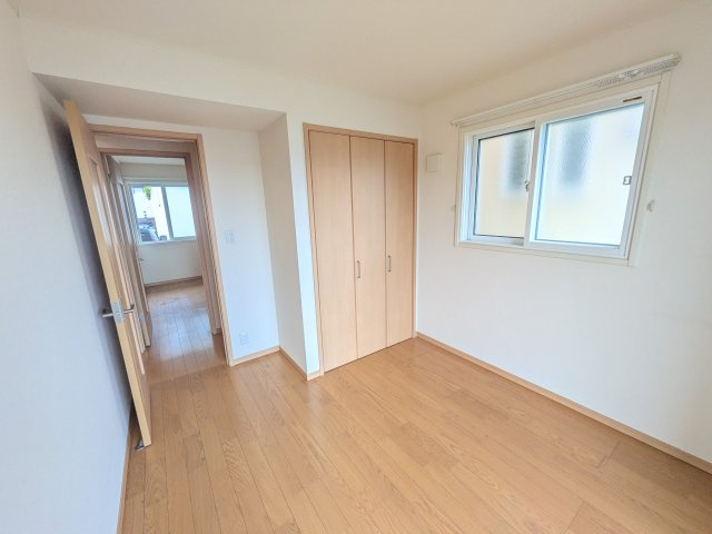 有馬5丁目戸建Aの寝室