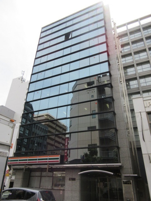 【外観】 | 磯上エリアの角地の事務所ビル