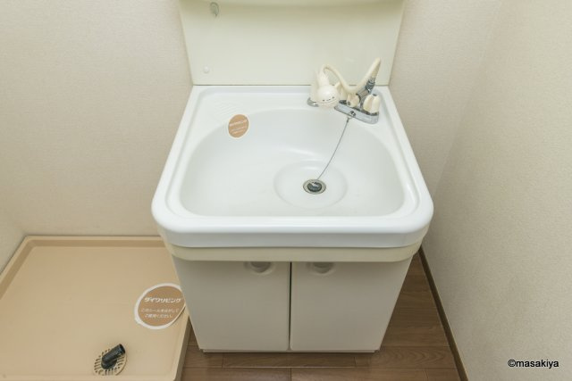 シェルブール　二番街の洗面所