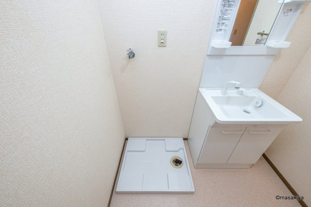 シェルブール　二番街の洗面所