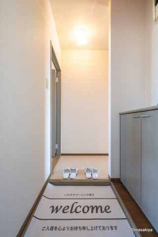 シェルブール　二番街の玄関