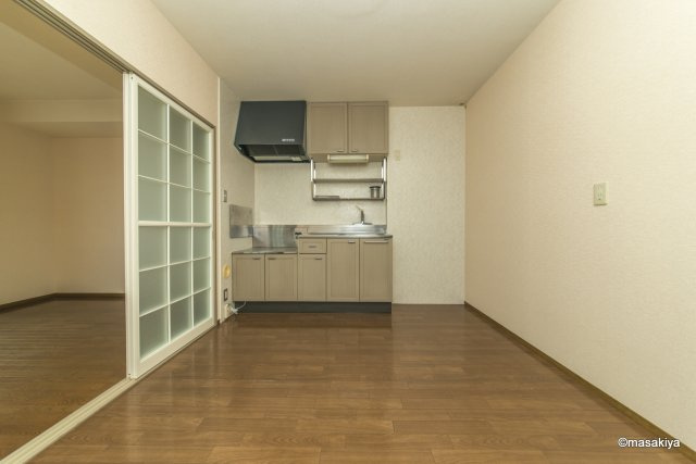 シェルブール　二番街のキッチン