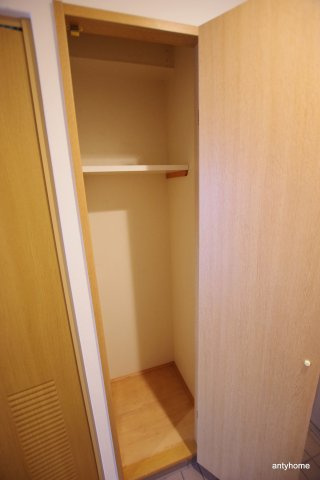 エクセレントOBPバンクス　仲介手数料無料の収納