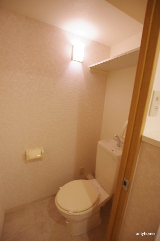 エクセレントOBPバンクス　仲介手数料無料のトイレ