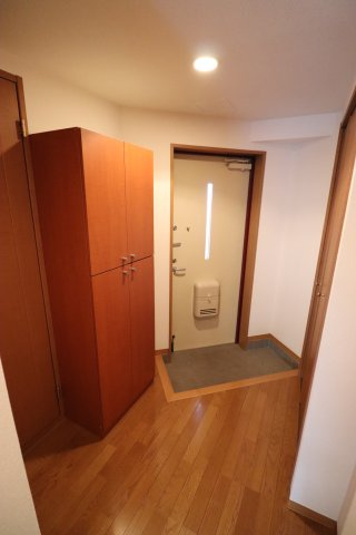 コンフォール・EDOの玄関