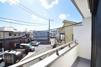 【展望】 | バルコニーからは開放的な景色が眺められます。