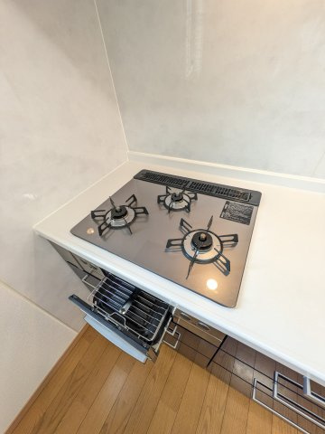 有馬5丁目戸建Bのキッチン