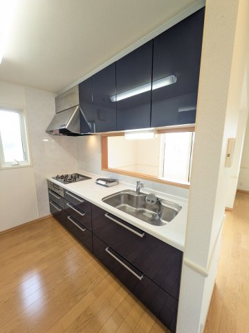 有馬5丁目戸建Bのキッチン