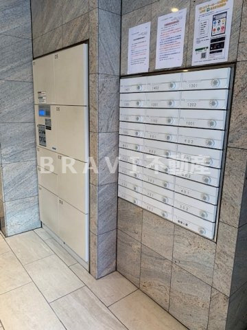 ラ・フォルム本町WEST　BRAVI不動産のその他共用部分|【ラ・フォルム本町WEST】宅配ボックス