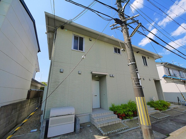 サンハイム参番館の外観|外観は落ち着いています