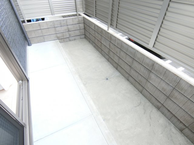 シャーメゾンオークのバルコニー