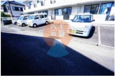 【駐車場】 | アメニティ片野 | 駐車場