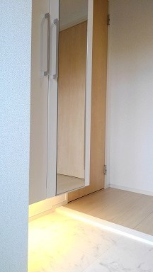サン・ブローテの玄関|玄関