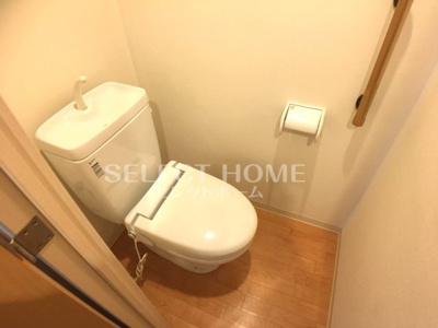【トイレ】 | ロゼラガーデン | コンパクトで使いやすいトイレです