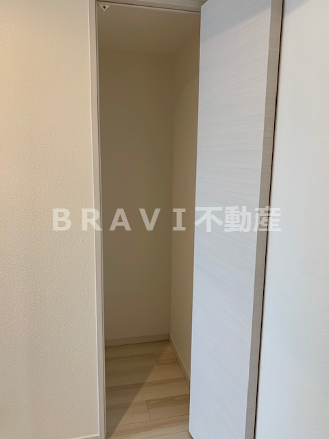 GAUDI（ガウディ）　BRAVI不動産の収納|【GAUDI（ガウディ）】収納スペース豊富です