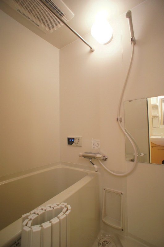 ファインコート北野I【10,000円キャッシュバック対象物件】の浴室|ゆったり過ごせるお風呂です