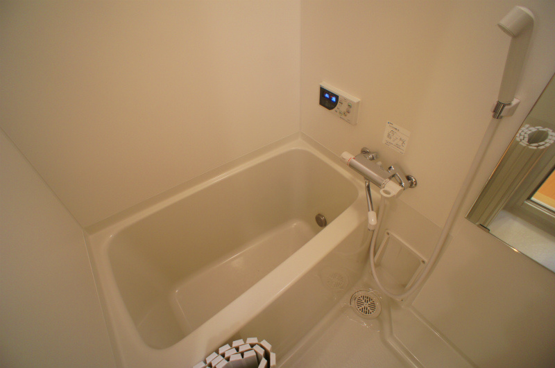ファインコート北野I【10,000円キャッシュバック対象物件】の浴室|日々の暮らしに欠かせないお風呂です