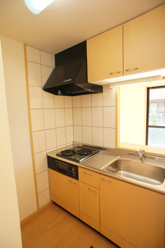 ファインコート北野I【10,000円キャッシュバック対象物件】のキッチン|きれいなキッチンです