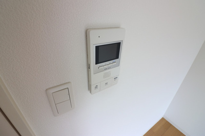 【セキュリティ】 | LasperanzaKyobashi | ＴＶモニター付きインターホンです