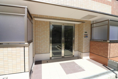 【エントランス】 | LasperanzaKyobashi | エントランスです