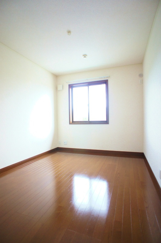 エスポワールうめみつ【キャッシュバック対象物件】の子供部屋|お子さんと一緒に遊べます