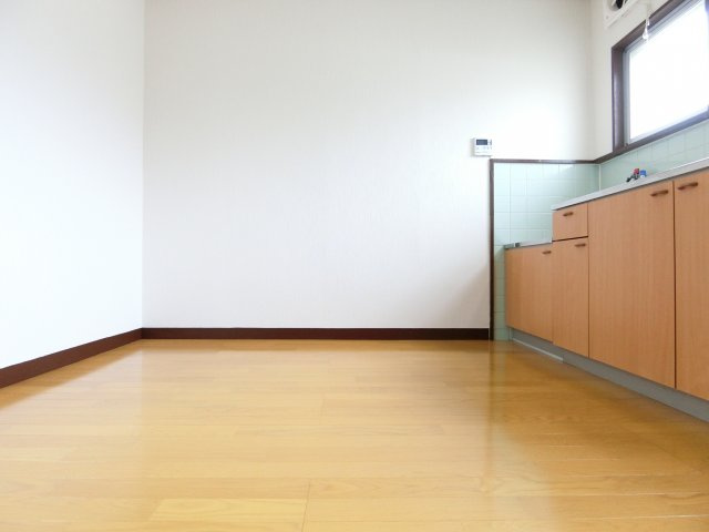 末広マンションの居間・リビング