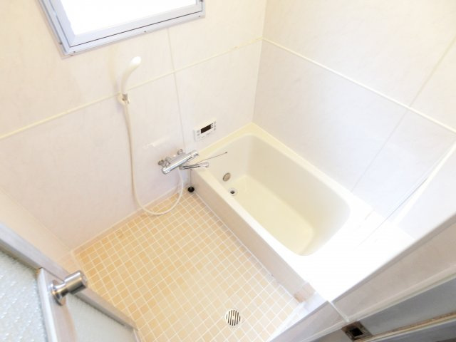 末広マンションの浴室