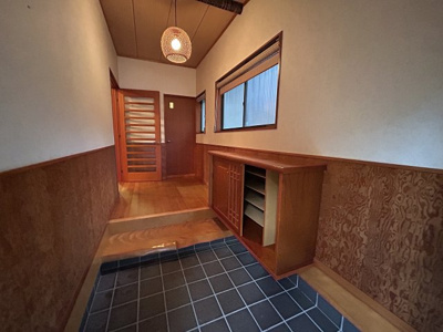 【玄関】 | 廿日市市原字虹ヶ谷　戸建