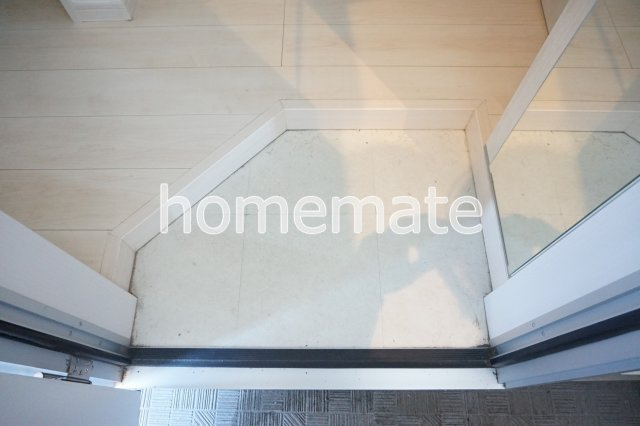 熊本市中央区琴平２丁目のアパートの玄関