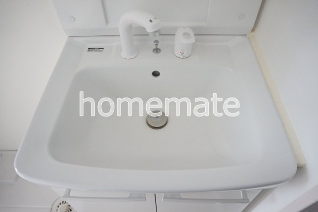 熊本市中央区琴平２丁目のアパートの洗面所