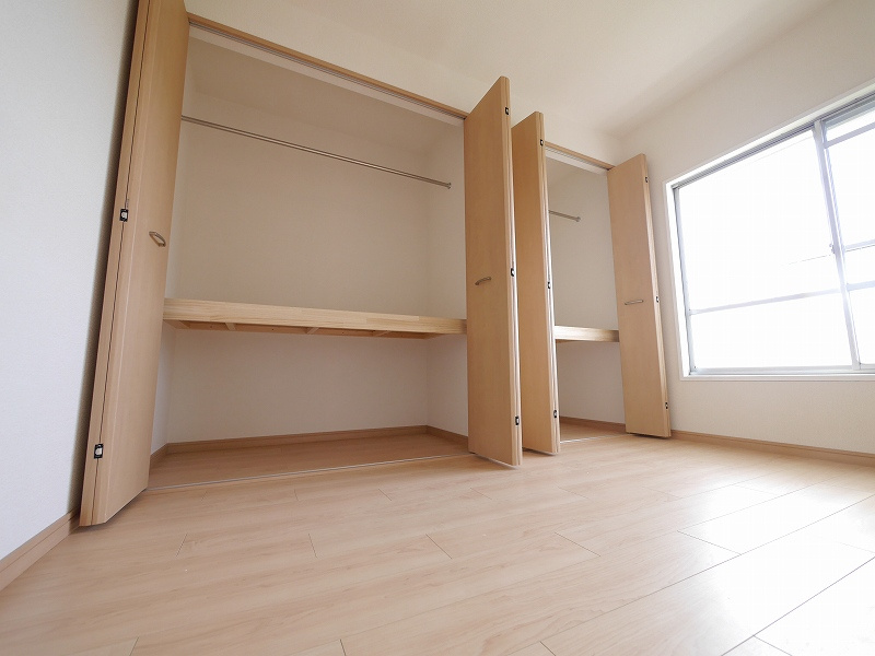 鈴蘭台第3住宅の収納