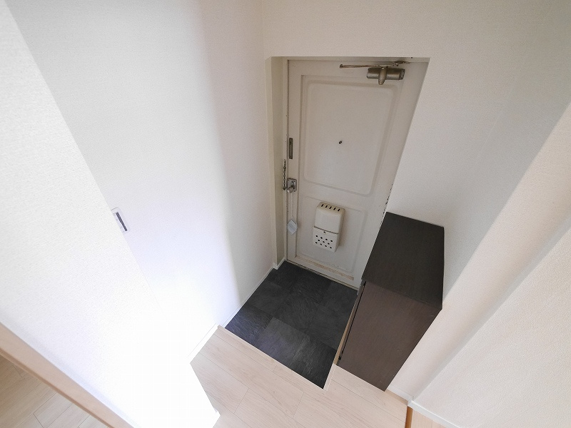 鈴蘭台第3住宅の玄関