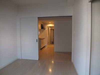 【洋室】 | ヴィハーラ北天満