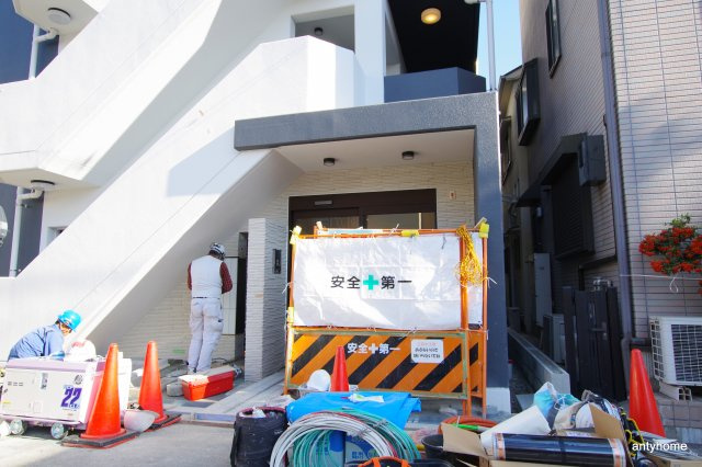 隆和マンション　仲介手数料無料のエントランス