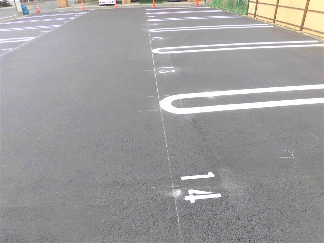 大垣市南高橋町パーキングの駐車場
