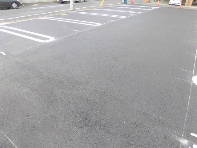 大垣市南高橋町パーキングの駐車場