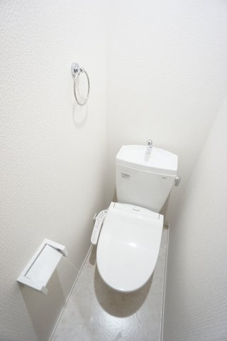 【トイレ】 | グランフェリオ都賀 | ※同物件、同タイプの写真です。