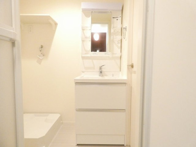 【洗面所】 | Glanz 妙音通