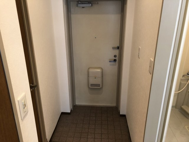 コーポラス花見川の玄関