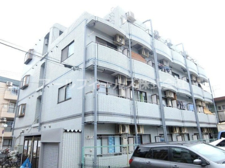 ロイヤルパレス馬橋の外観