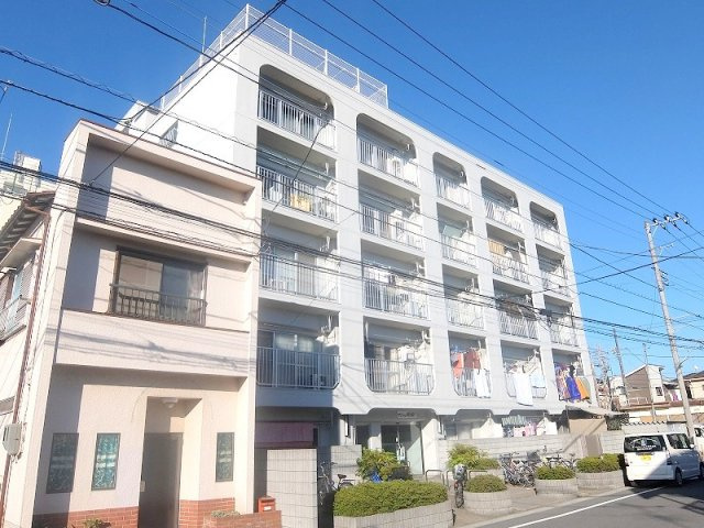 マンション第5松戸の外観