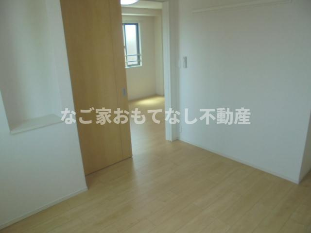 【寝室】 | キャラ東海 | 同型タイプ