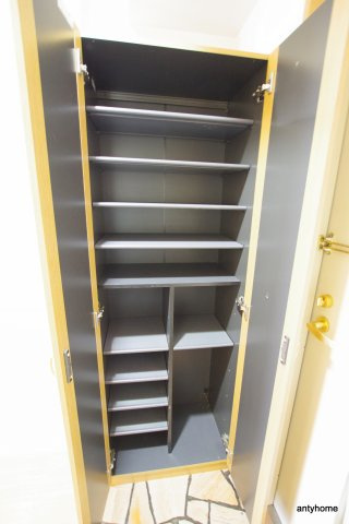 エクセレント上新12　仲介手数料無料の収納