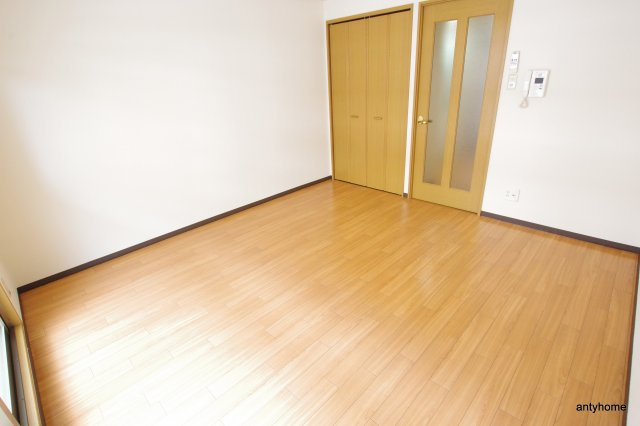 エクセレント上新12　仲介手数料無料の寝室
