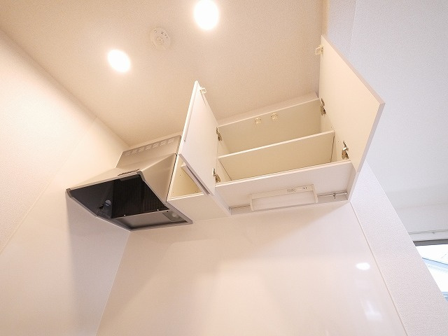 プリートカーサのキッチン|コンパクトなキッチンで掃除もラクラク