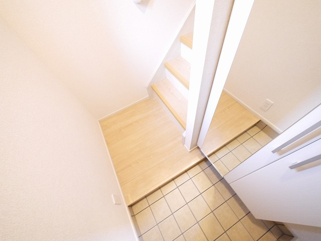 プリートカーサの玄関|落ち着いた玄関です